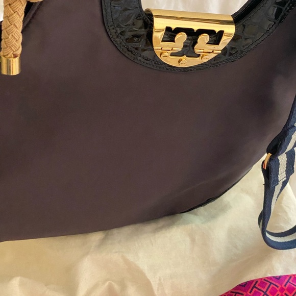 Tory Burch summer hobo bag with Crossbody strap - Picture 9 of 10